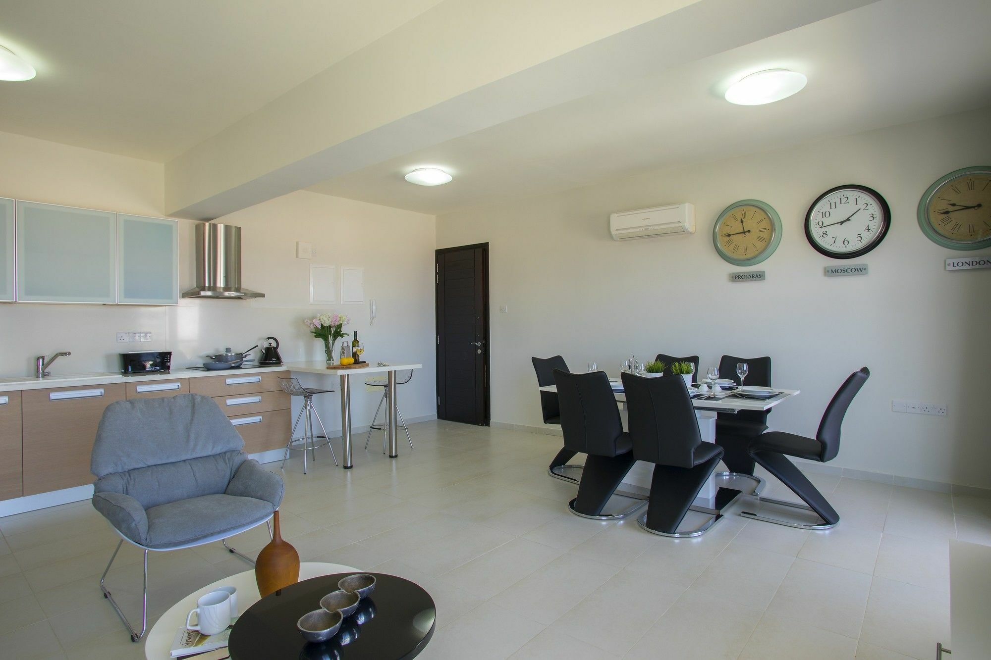 Marianna Suite Pernera ภายนอก รูปภาพ